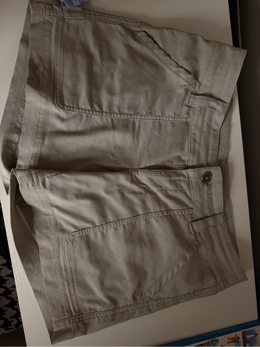 Columbia Women's Light Khaki Shorts
